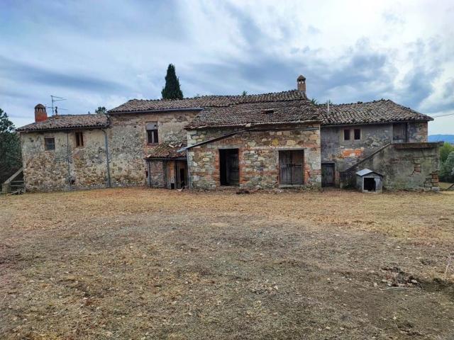 Rustico in vendita a Magione, Umbria