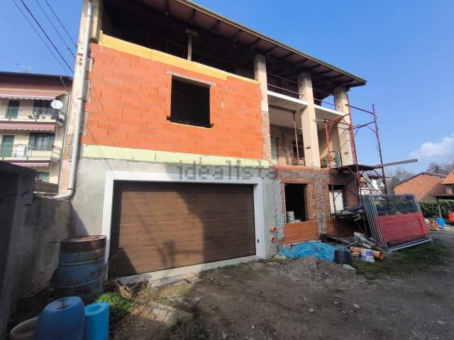 Rustico in vendita a Agrate Conturbia, Novara