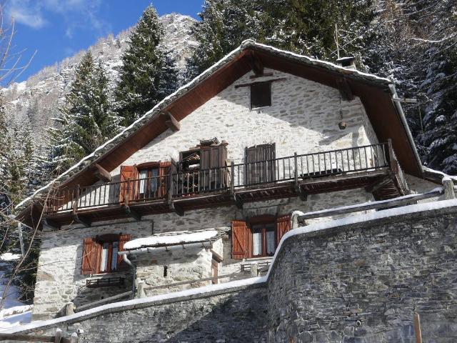 Rustico in vendita a Gressoney Saint Jean, Aosta