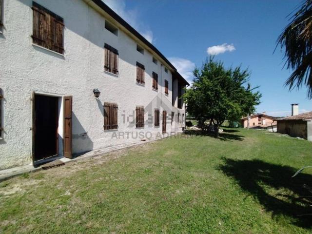 Rustico in vendita a Pieve del Grappa, Borso Del Grappa