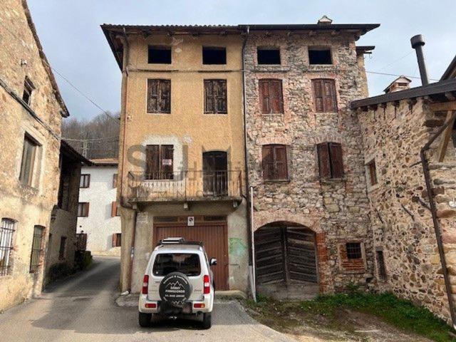 Rustico in vendita a Valli Del Pasubio, Veneto