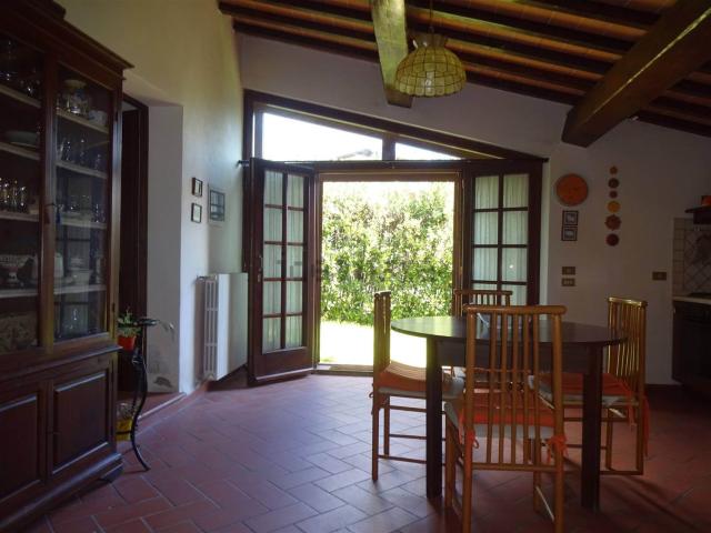Rustico in vendita a Calenzano, Toscana