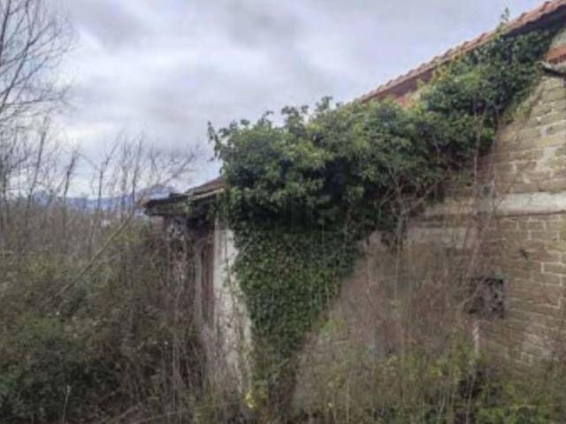 Rustico in vendita a Frosinone, Lazio