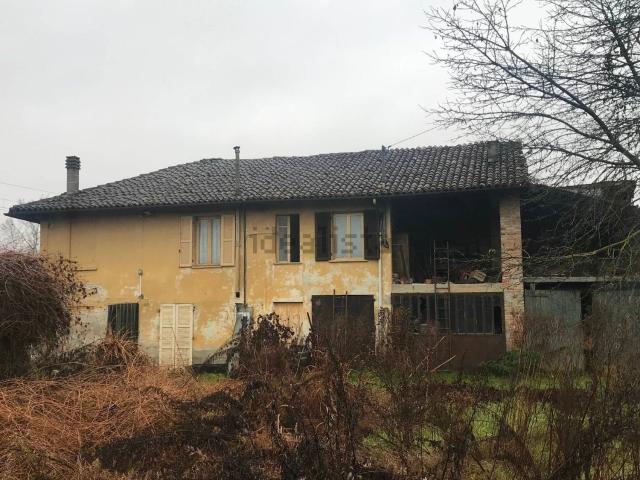 Rustico in vendita a Piemonte, Asti