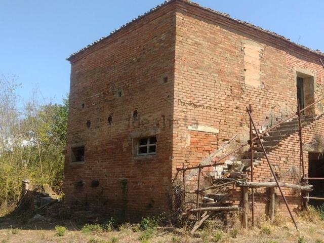 Rustico in vendita a Abbadia Di Montepulciano, Toscana
