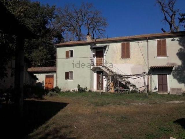 Rustico in vendita a Terni, Umbria