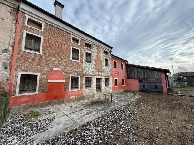Rustico in vendita a Roveredo Di Guà, Veneto