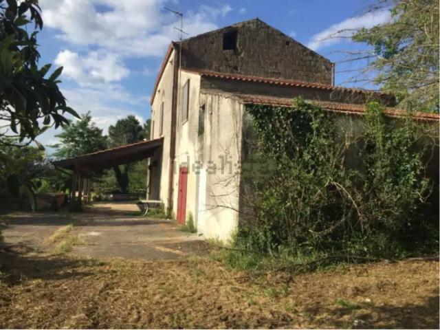 Rustico in vendita a Pietramelara, Campania