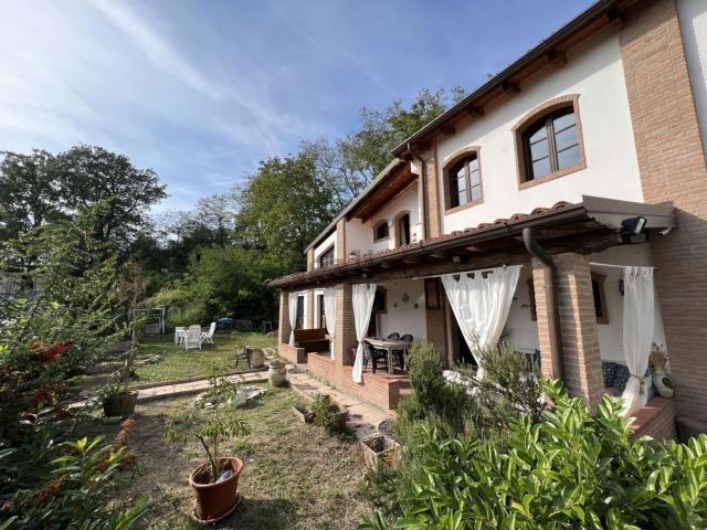 Rustico in vendita a Travo, Reggio Emilia