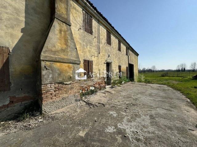 Rustico in vendita a Este, Veneto