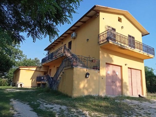 Rustico in vendita a Marche, Pesaro E Urbino