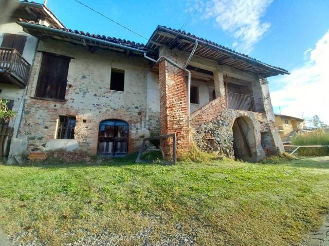 Rustico in vendita a Piemonte, Asti
