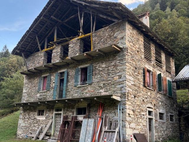 Rustico in vendita a Genestretto, Boccioleto