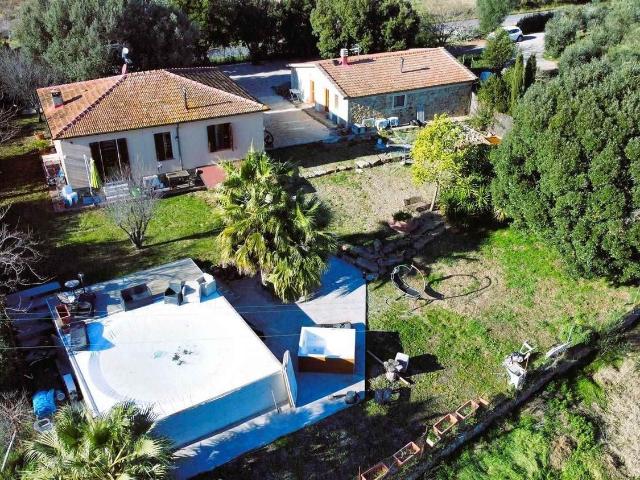 Rustico in vendita a Roccastrada, Toscana