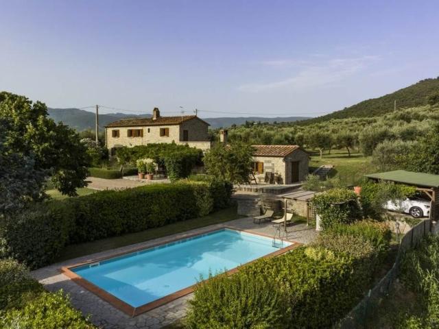 Rustico in vendita a Cortona, Toscana