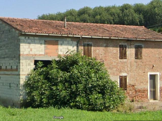 Rustico in vendita a Roverchiara, Veneto