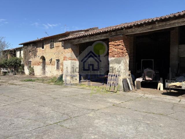 Rustico in vendita a Scandolara Ravara, Lombardia