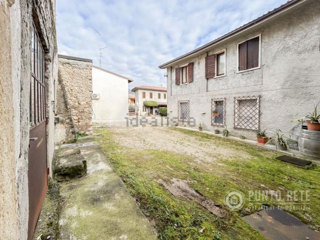 Rustico in vendita a Fumane, Veneto
