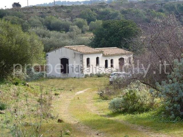 Rustico in vendita a Sortino, Sicilia