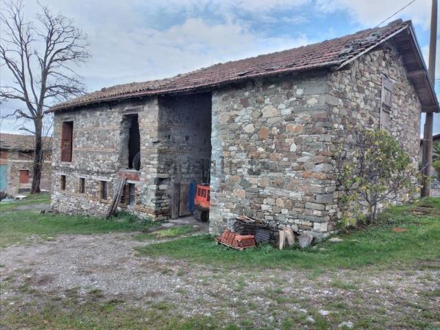 Rustico in vendita a Appennino Reggiano, Re