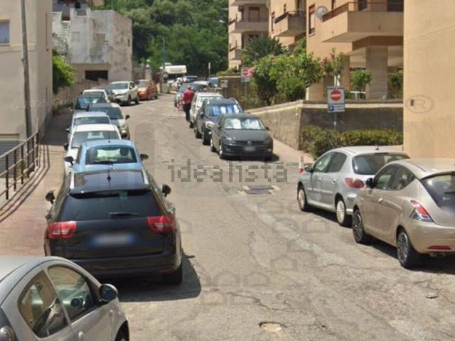 Rustico in vendita a Rione Regina Elena, Messina