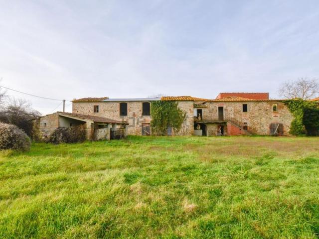 Rustico in vendita a Palazzo Del Pero, Toscana