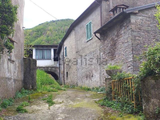 Rustico in vendita a Comano
