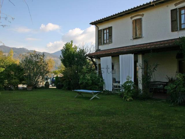 Rustico in vendita a Vaiana, Forte Dei Marmi