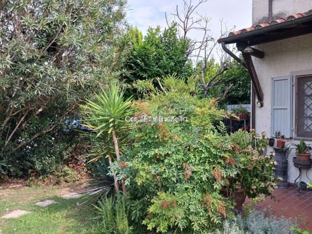 Rustico in vendita a Vaiana, Forte Dei Marmi