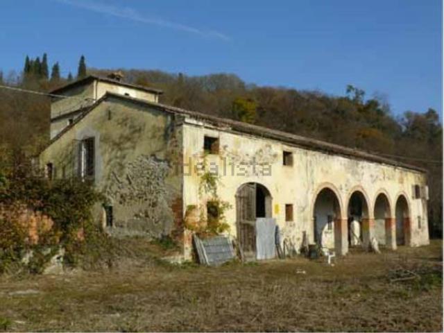 Rustico in vendita a Torreglia, Veneto