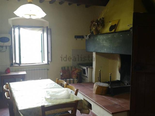 Rustico in vendita a Montevarchi, Toscana