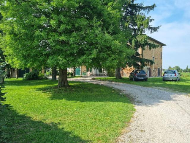 Rustico in vendita a Unione Alto Ferrarese, Cento