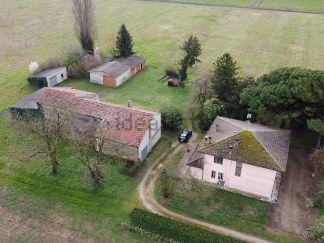 Rustico in vendita a Boara Pisani, Veneto