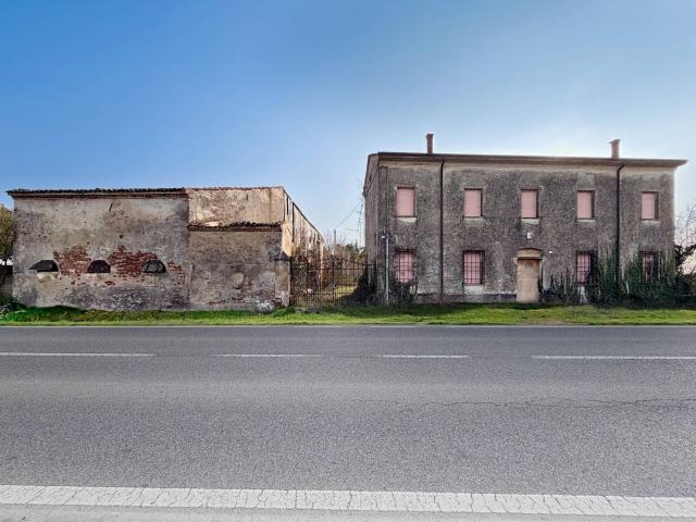 Rustico in vendita a Trevenzuolo, Veneto