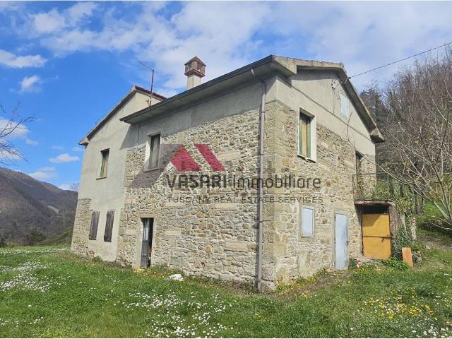 Rustico in vendita a Chitignano, Toscana