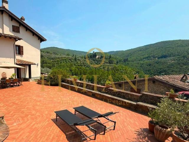 Rustico in vendita a Calenzano, Toscana