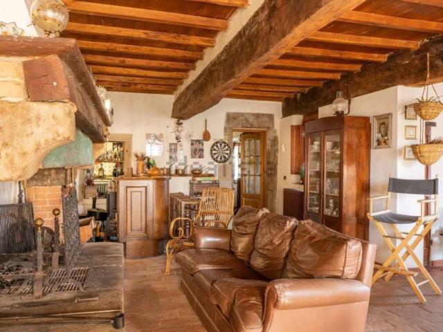 Rustico in vendita a Buttoli, Barberino di Mugello