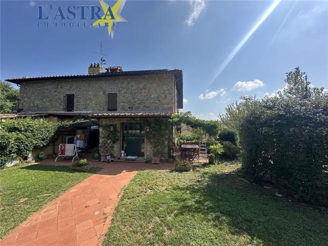 Rustico in vendita a Lucardo, Montespertoli