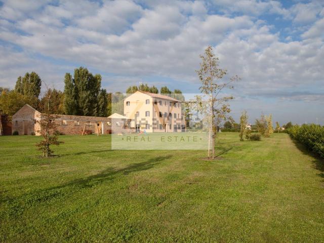 Rustico in vendita a Torre Di Mosto, Veneto