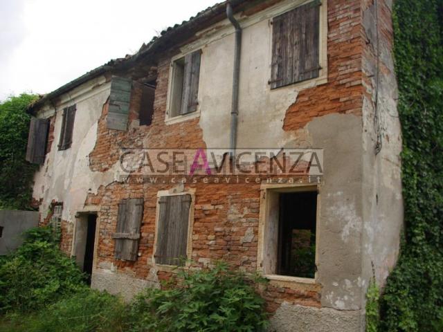 Rustico in vendita a Grisignano Di Zocco, Veneto