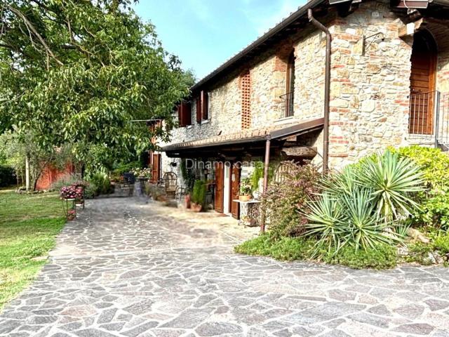 Rustico in vendita a Vernio