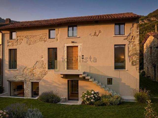 Rustico in vendita a Negrar, Veneto