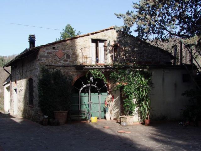 Rustico in vendita a Rufina, Firenze