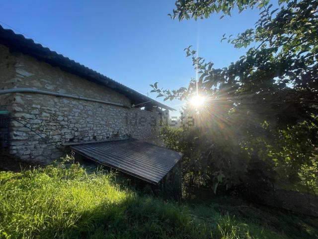 Rustico in vendita a Trescore Balneario, Lombardia