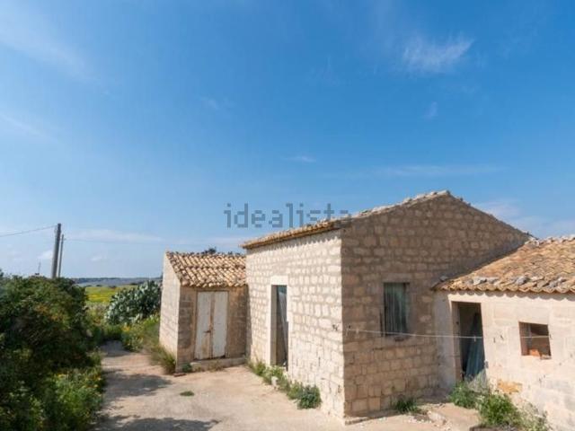 Rustico in vendita a Villaggio Orchidea, Ragusa