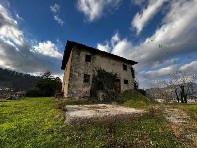 Rustico in vendita a Dicomano, Toscana