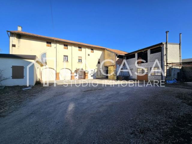Rustico in vendita a San Giorgio Della Richinvelda, Friuli-Venezia Giulia