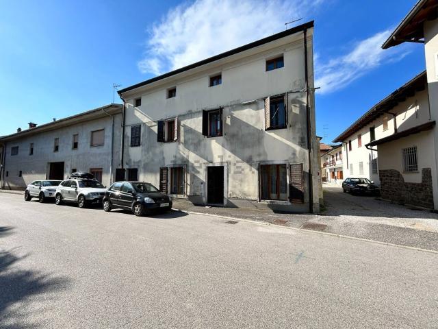 Rustico in vendita a Cormons, Friuli-Venezia Giulia