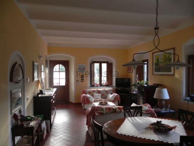 Rustico in vendita a Pistoia, Toscana