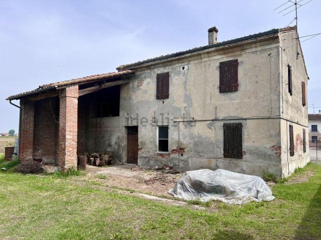 Rustico in vendita a Polesine Zibello, Busseto